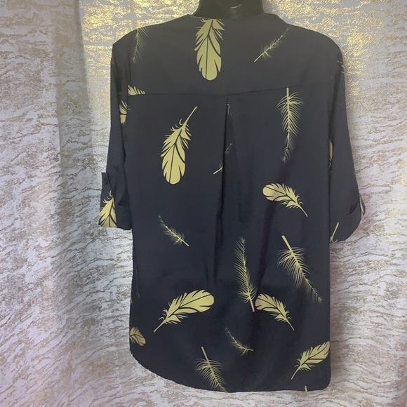 Order Plus Black/Green Leafy Print Roll-Up Sleeve Blouse Size M - Picture 8 of 13